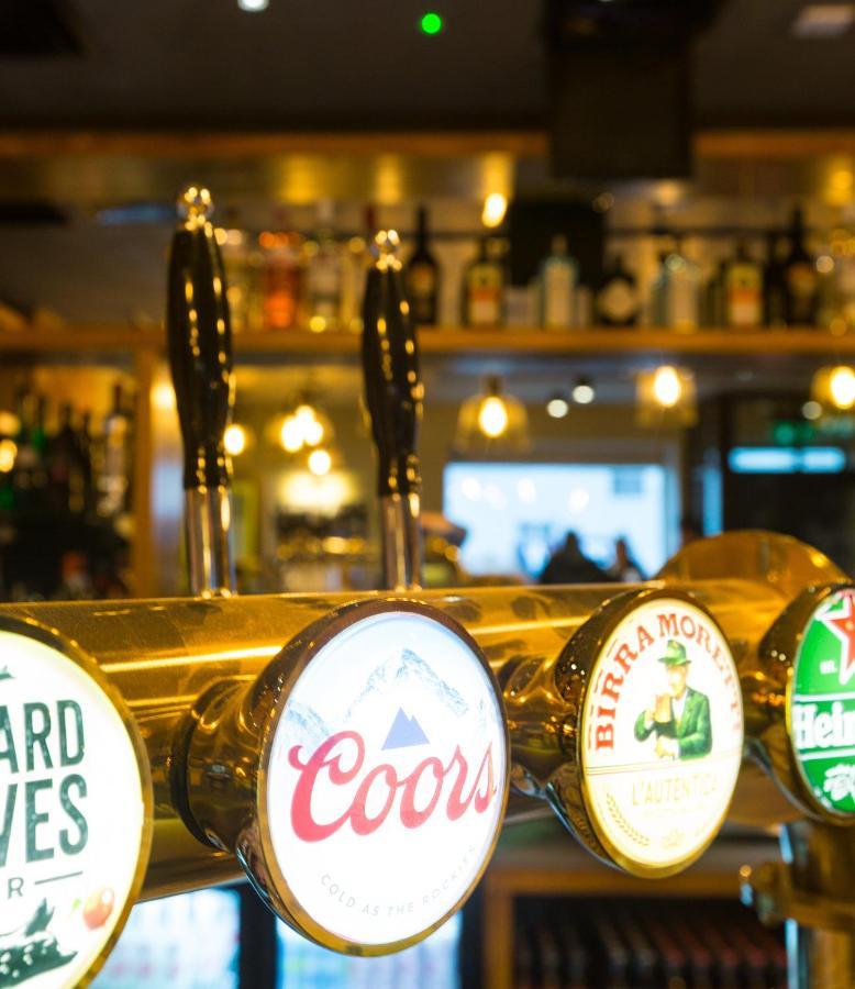 Castle Varagh Hotel & Bar Castlepollard ภายนอก รูปภาพ